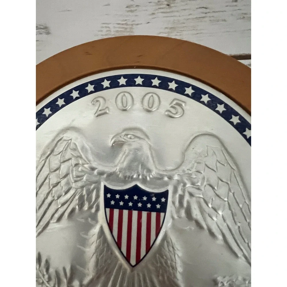VTG Longaberger American Eagle Basket 2005 Round Patriotic Red Blue Small 6in